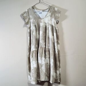 Jax + lennon double ruffle midi print dress size small